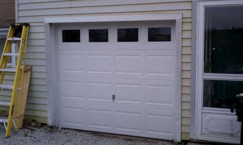 Image of 8200 Colonial Style New Garage Door Installed in Grand River Ohio (Lake County).