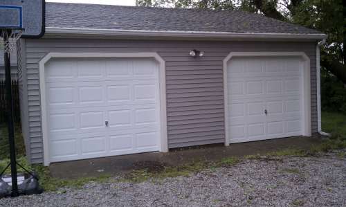 9100-9600 Series Garage Doors