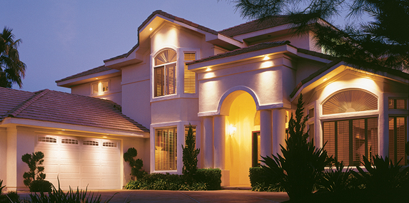 Picture of house with garage door model 8300/8500 made by Wayne Dalton.